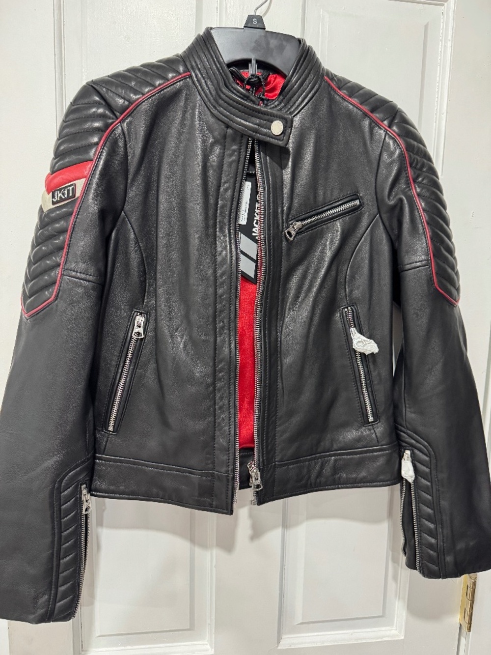 Jack1T woman’s bikers jacket